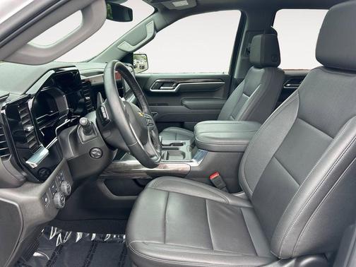 Summit White 2025 Chevrolet Silverado 1500 LTZ