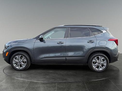 Gravity Gray 2024 Kia Seltos S