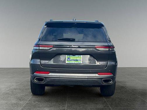 2022 Jeep Grand Cherokee Overland