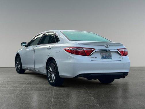 2016 Toyota Camry XLE