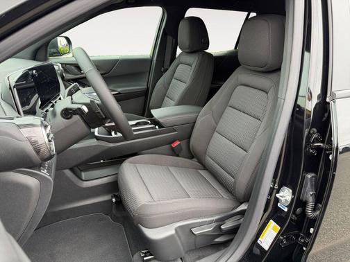 Mosaic Black Metallic 2026 Chevrolet Equinox 1LT