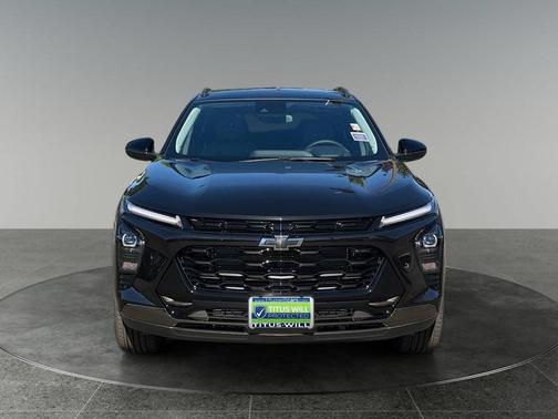 Mosaic Black Metallic 2026 Chevrolet Trax ACTIV
