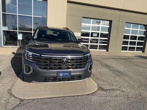 2024 Volkswagen Atlas 2.0T SE