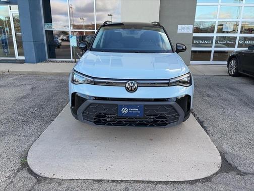 2025 Volkswagen Taos 1.5T SE Black