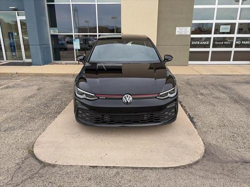 2024 Volkswagen Golf GTI 2.0T S