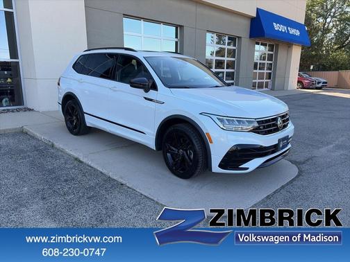 2023 Volkswagen Tiguan 2.0T SE R-Line Black