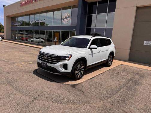 2024 Volkswagen Atlas 2.0T SE