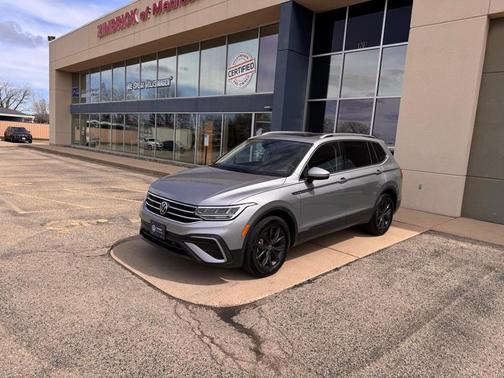 2024 Volkswagen Tiguan 2.0T SE