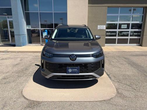 Platinum Gray Metallic 2025 Volkswagen Tiguan 2.0T S