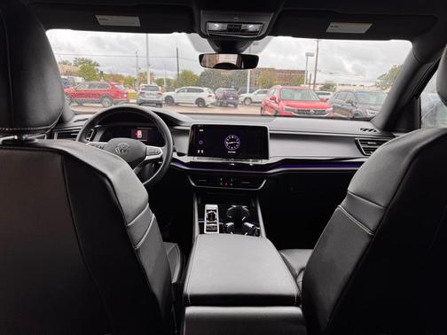 2024 Volkswagen Atlas Cross Sport 2.0T SEL