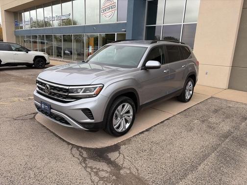 2022 Volkswagen Atlas 3.6L SE w/Technology