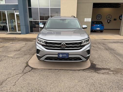 2022 Volkswagen Atlas 3.6L SE w/Technology