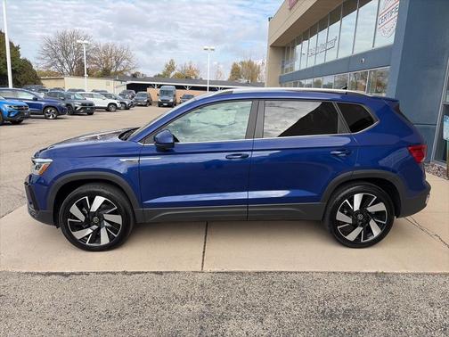 2024 Volkswagen Taos 1.5T SEL