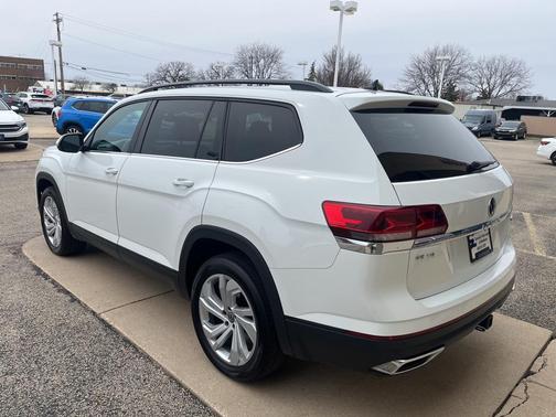 2021 Volkswagen Atlas 3.6L SE w/Technology