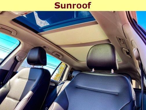 Photo 3 of 30 of 2019 Volkswagen Golf Alltrack TSI SE