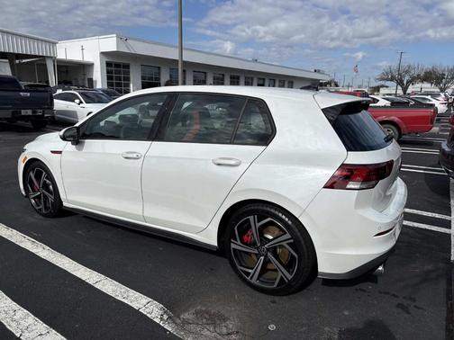 2024 Volkswagen Golf GTI 2.0T SE