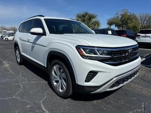 2023 Volkswagen Atlas 2.0T SE w/ Technology