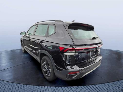 Deep Black Pearl Effect 2026 Volkswagen Taos 1.5T S