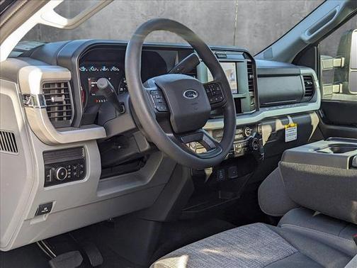 2025 Ford F-350 XLT
