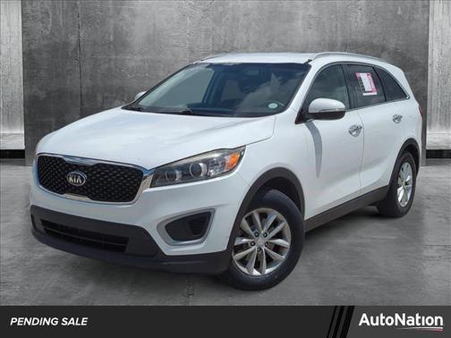 2018 Kia Sorento LX