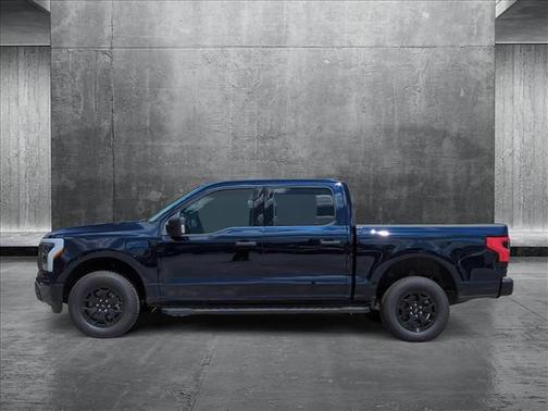 2025 Ford F-150 Lightning XLT