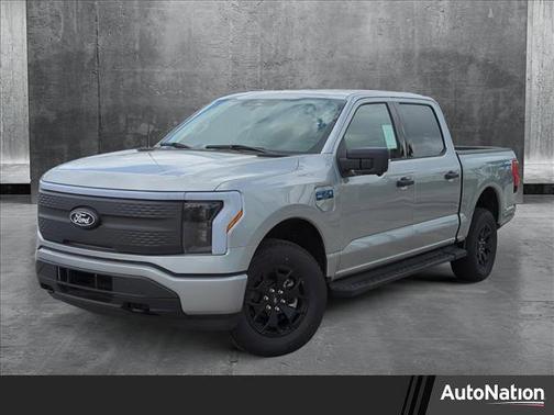 2025 Ford F-150 Lightning XLT