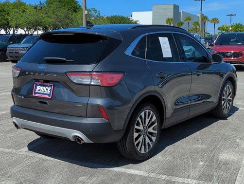 2020 Ford Escape Titanium