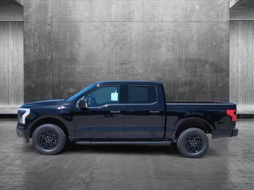 2025 Ford F-150 Lightning XLT