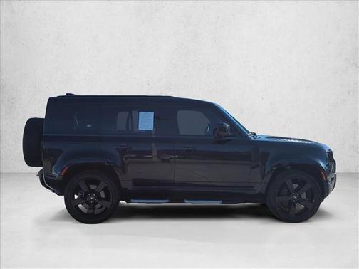 2024 Land Rover Defender 110 P400 X-Dynamic SE