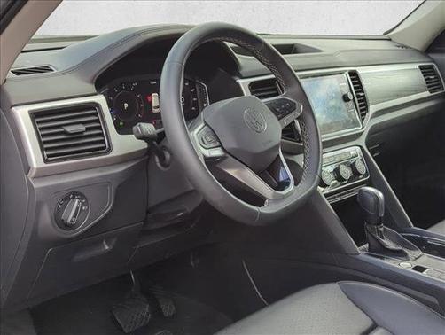 2023 Volkswagen Atlas 3.6L SE w/Technology