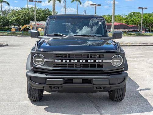 2025 Ford Bronco Base