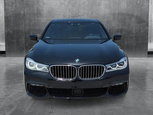 2019 BMW 750 I