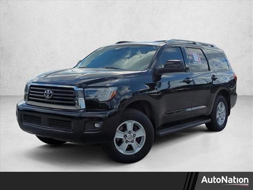 2022 Toyota Sequoia SR5