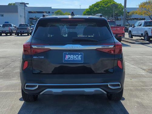 Cherry Black 2022 Kia Seltos S