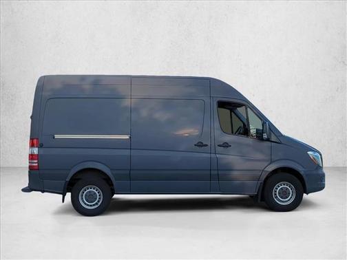 2017 Mercedes-Benz Sprinter 2500 Standard Roof