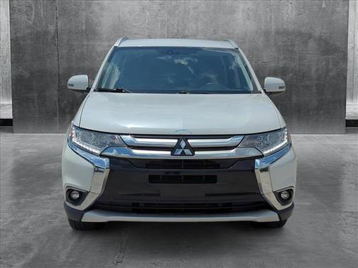 2017 Mitsubishi Outlander SE