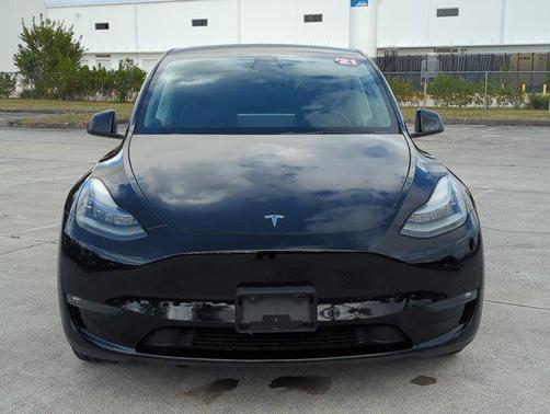 2021 Tesla Model Y Long Range Dual Motor All-Wheel Drive