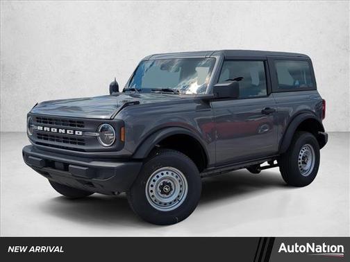 Carbonized Gray Metallic 2026 Ford Bronco Base