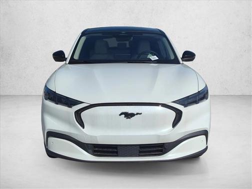 Star White Metallic Tri-Coat 2026 Ford Mustang Mach-E Premium