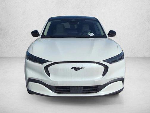 Star White Metallic Tri-Coat 2026 Ford Mustang Mach-E Premium