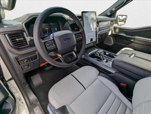 2025 Ford F-150 Lightning Platinum