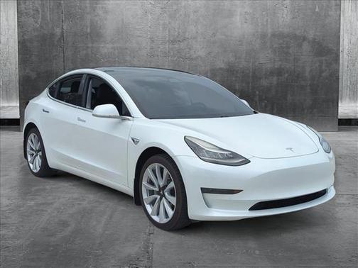 2020 Tesla Model 3 Standard Range Plus