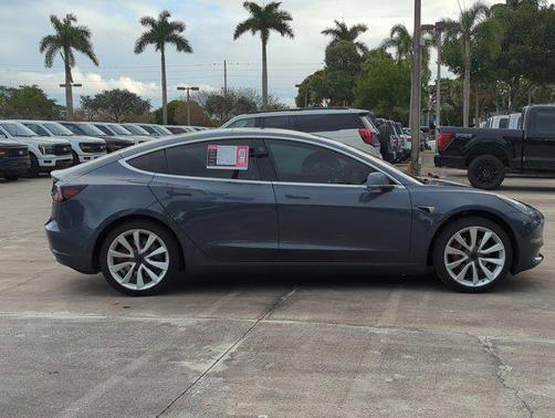 2020 Tesla Model 3 Standard Range