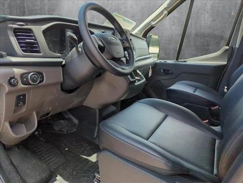 2025 Ford Transit-350 XL