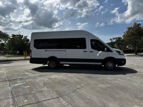 2020 Ford Transit-350 XL