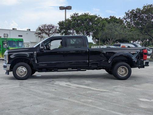 2026 Ford F-350 XLT