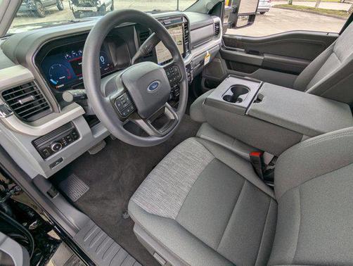 2026 Ford F-350 XLT