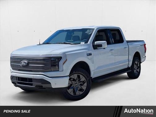 2025 Ford F-150 Lightning LARIAT