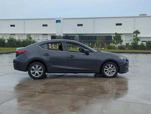 2016 Mazda Mazda3 i Sport