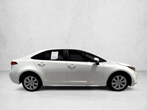 Ice Cap 2024 Toyota Corolla LE